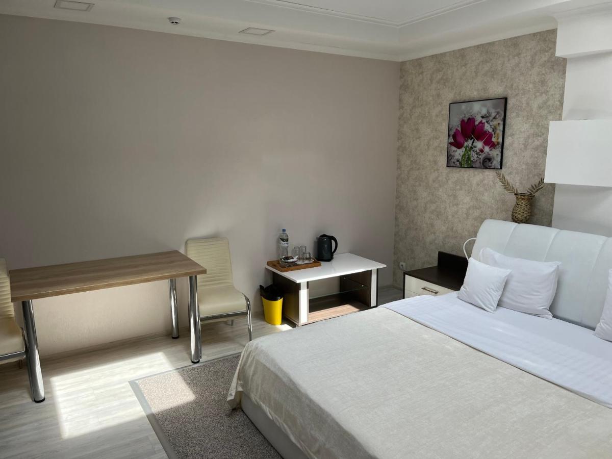Elite Hotel บัลต์ซี ภายนอก รูปภาพ
