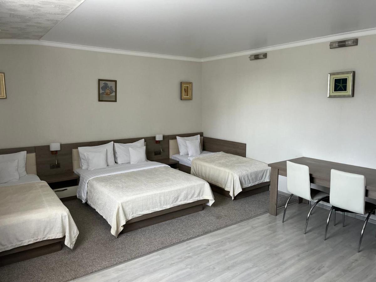 Elite Hotel บัลต์ซี ภายนอก รูปภาพ