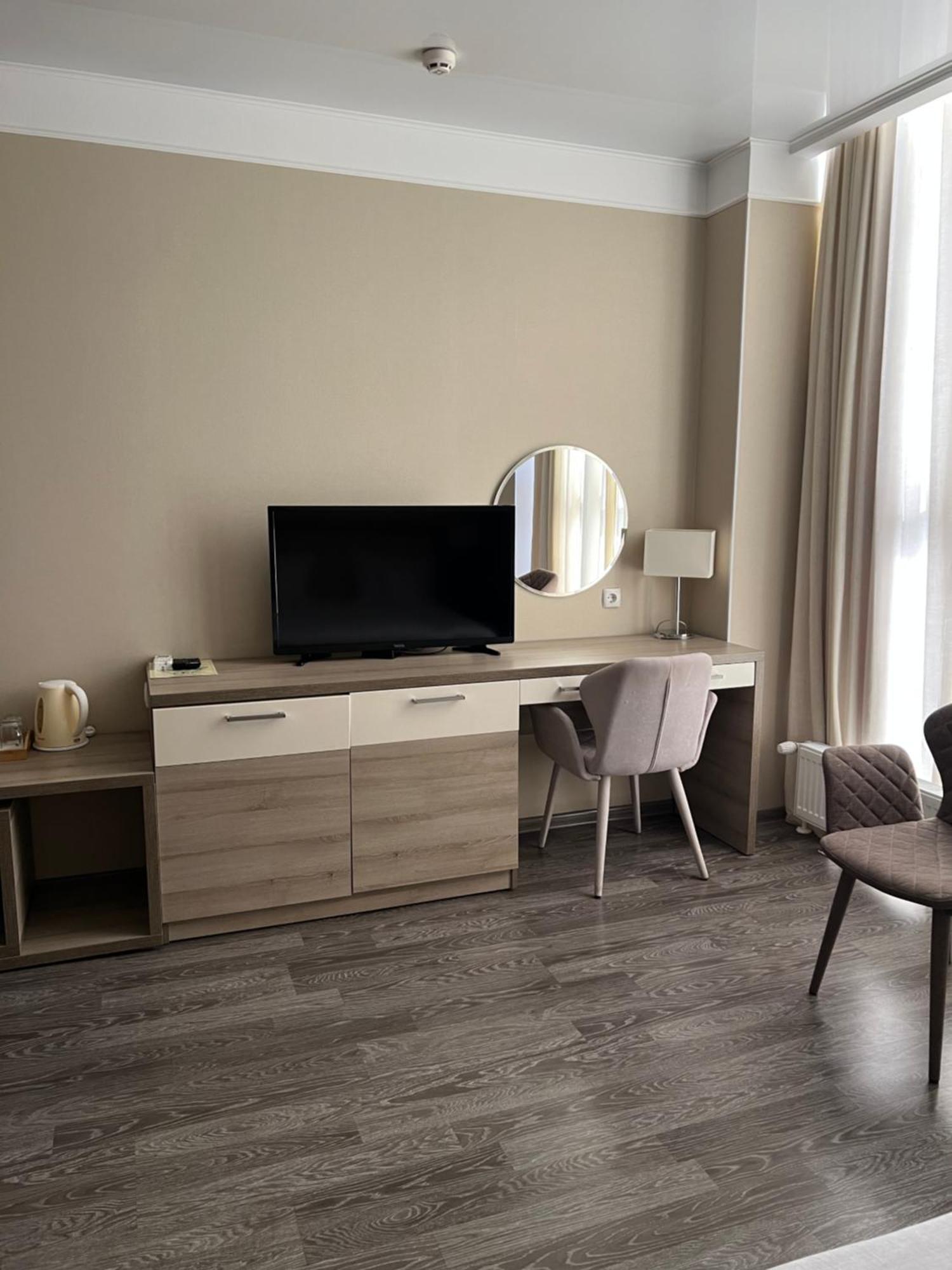 Elite Hotel บัลต์ซี ภายนอก รูปภาพ