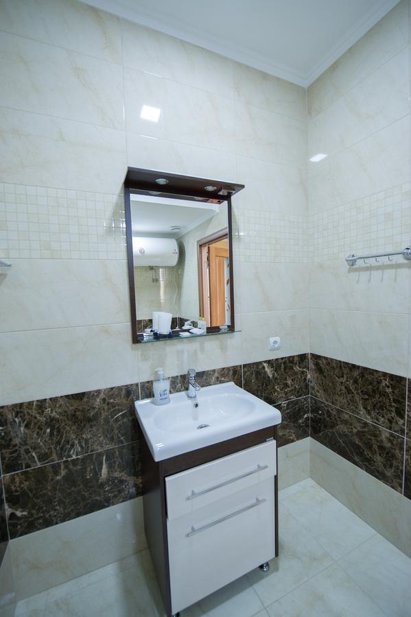 Elite Hotel บัลต์ซี ภายนอก รูปภาพ