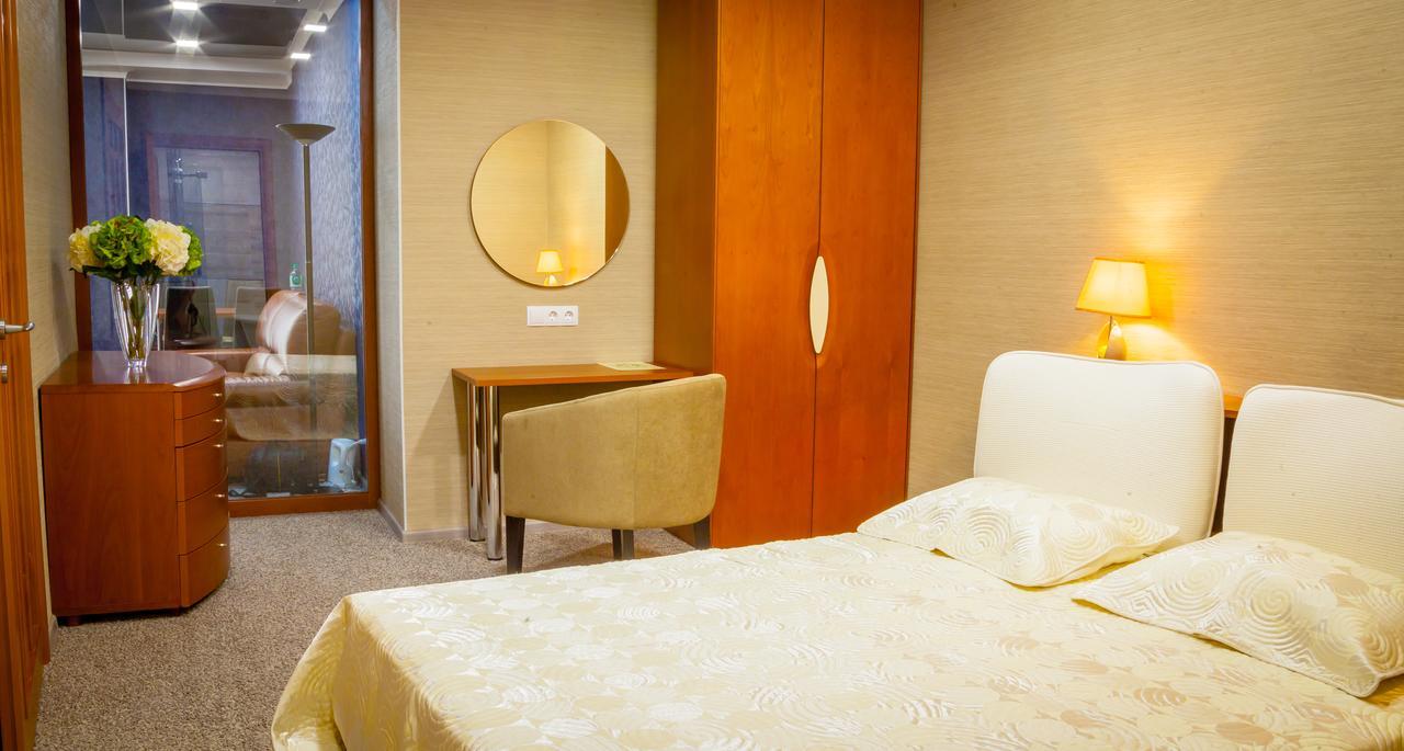Elite Hotel บัลต์ซี ภายนอก รูปภาพ