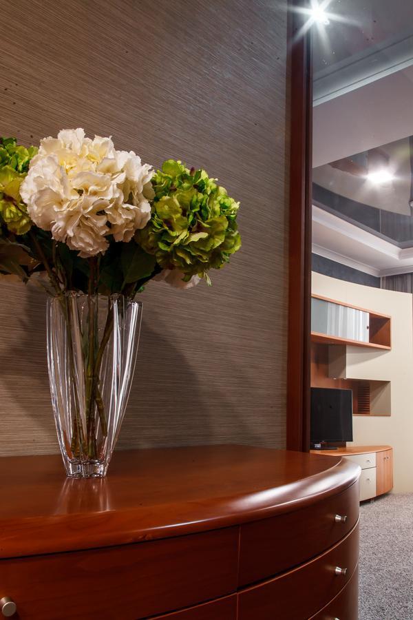 Elite Hotel บัลต์ซี ภายนอก รูปภาพ